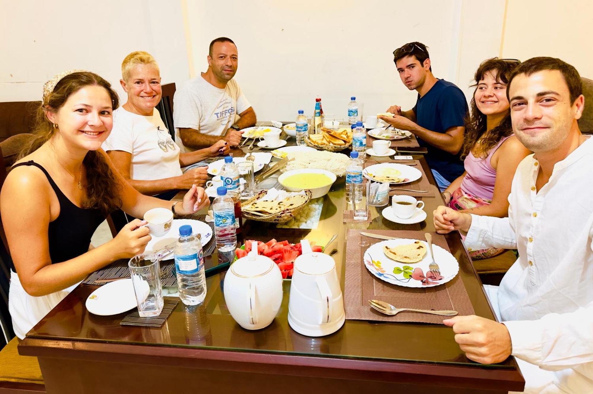 Emerald Home Stay Анурадхапура Екстериор снимка